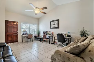 Photo #4: 6262965 Listing