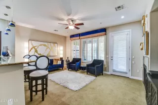 Photo #5: 6263067 Listing