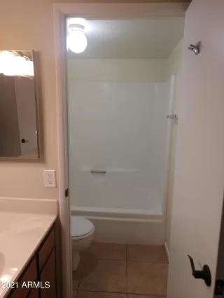 Photo #6: 6263094 Listing 