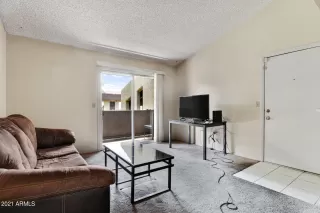 Photo #4: 6263465 Listing