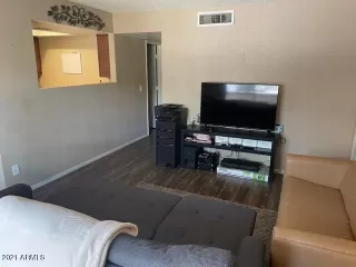 Photo #4: 6263499 Listing