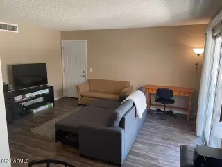 Photo #5: 6263499 Listing