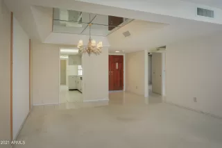 Photo #6: 6263733 Listing