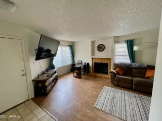 Photo #4: 6263779 Listing