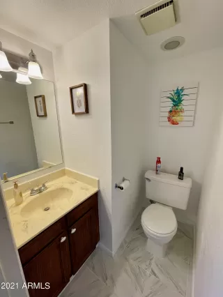 Photo #5: 6263779 Listing