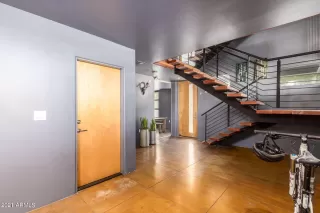 Photo #3: 6263809 Listing