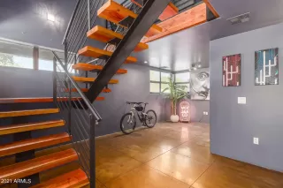 Photo #4: 6263809 Listing