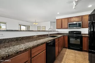 Photo #5: 6263819 Listing 