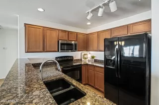 Photo #6: 6263819 Listing 