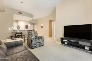 Photo #5: 6263880 Listing 