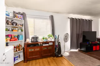 Photo #5: 6263921 Listing