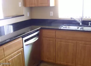 Photo #3: 6263953 Listing