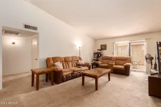 Photo #2: 6263976 Listing