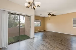 Photo #6: 6264095 Listing