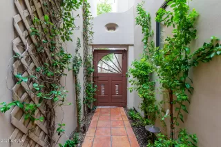 Photo #2: 6264227 Listing 