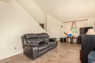 Photo #3: 6264271 Listing