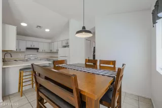 Photo #6: 6264295 Listing