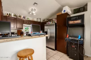 Photo #5: 6264320 Listing 