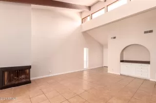 Photo #4: 6264329 Listing