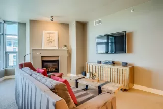 Photo #5: 6264818 Listing