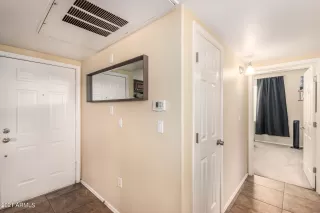 Photo #5: 6264882 Listing