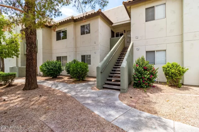 MLS: 6264919 Condo For Sale