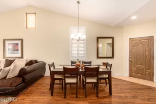 Photo #6: 6264956 Listing 