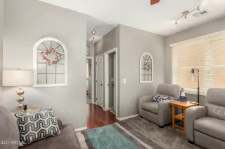 Photo #4: 6265136 Listing