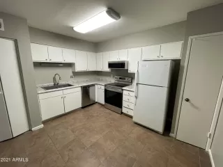 Photo #6: 6265203 Listing