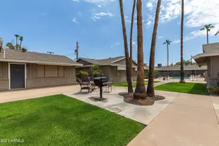 Photo #4: 6265249 Listing