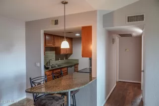 Photo #2: 6265258 Listing