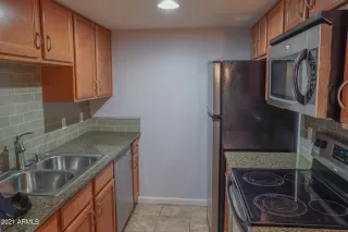 Photo #4: 6265258 Listing