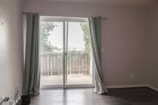 Photo #6: 6265258 Listing