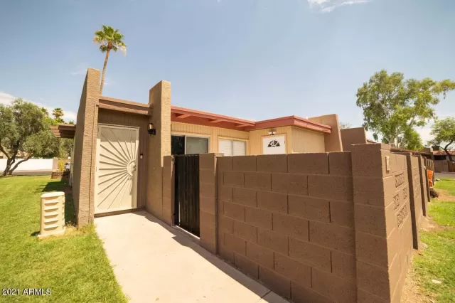 MLS: 6265315 Condo For Sale