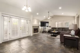 Photo #3: 6265340 Listing