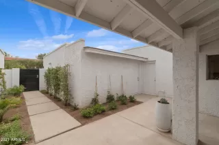 Photo #6: 6265530 Listing