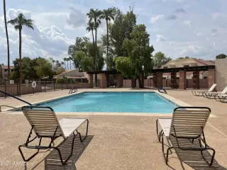 Photo #2: 6265637 Listing 