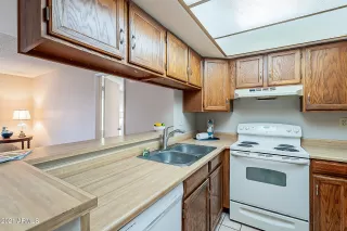 Photo #5: 6265637 Listing 