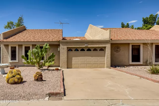 MLS: 6265861 Condo For Sale