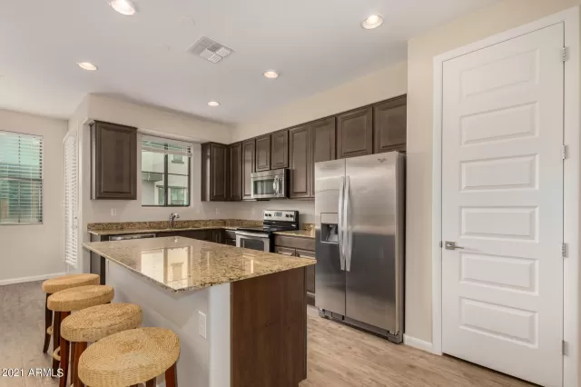 MLS: 6265971 Condo For Sale