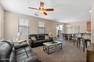 Photo #5: 6266203 Listing