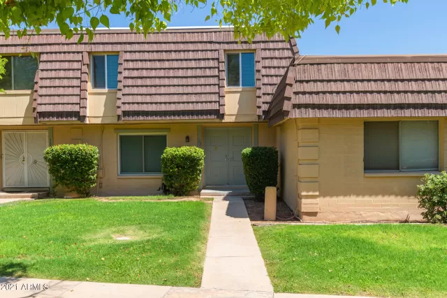 MLS: 6266400 Condo For Sale