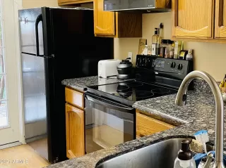 Photo #3: 6266585 Listing