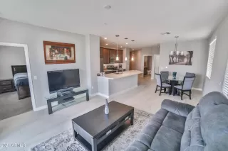 Photo #2: 6266633 Listing