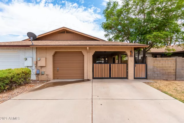 MLS: 6266878 Condo For Sale