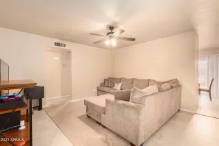 Photo #2: 6266878 Listing 