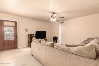 Photo #3: 6266878 Listing 