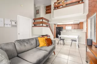 Photo #2: 6266885 Listing