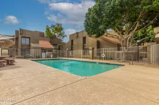 Photo #4: 6266885 Listing