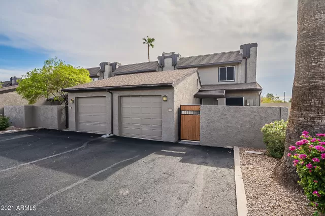 MLS: 6267000 Condo For Sale